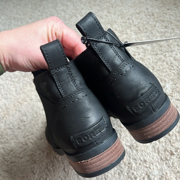 NIB SOREL Emelie Chelsea Black Waterproof Slip-On Booties Boot 8 - Picture 4 of 7